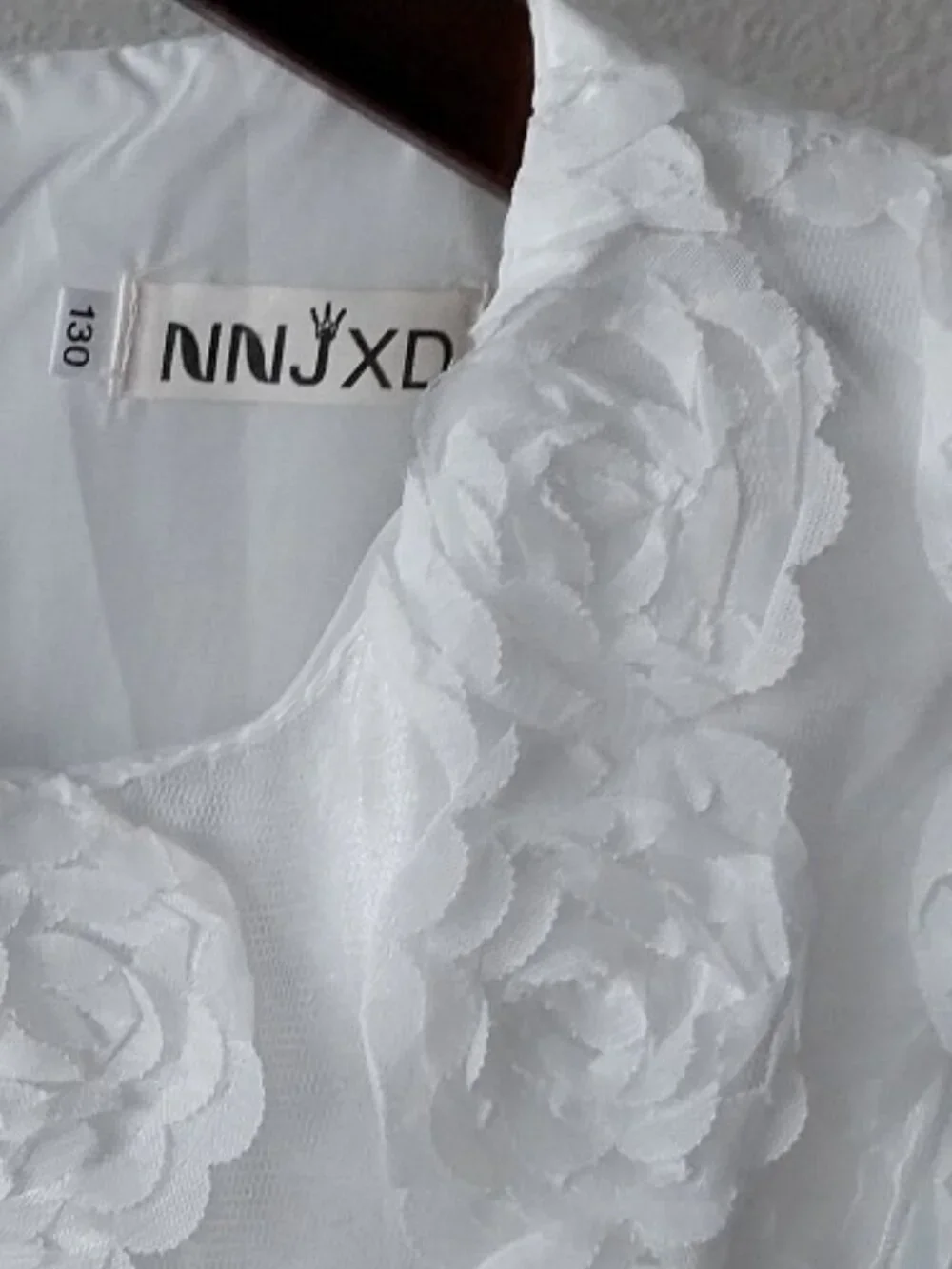 NNJXD precious white